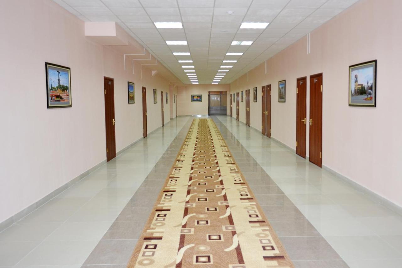 Hotel Tourist Pavlodar Esterno foto